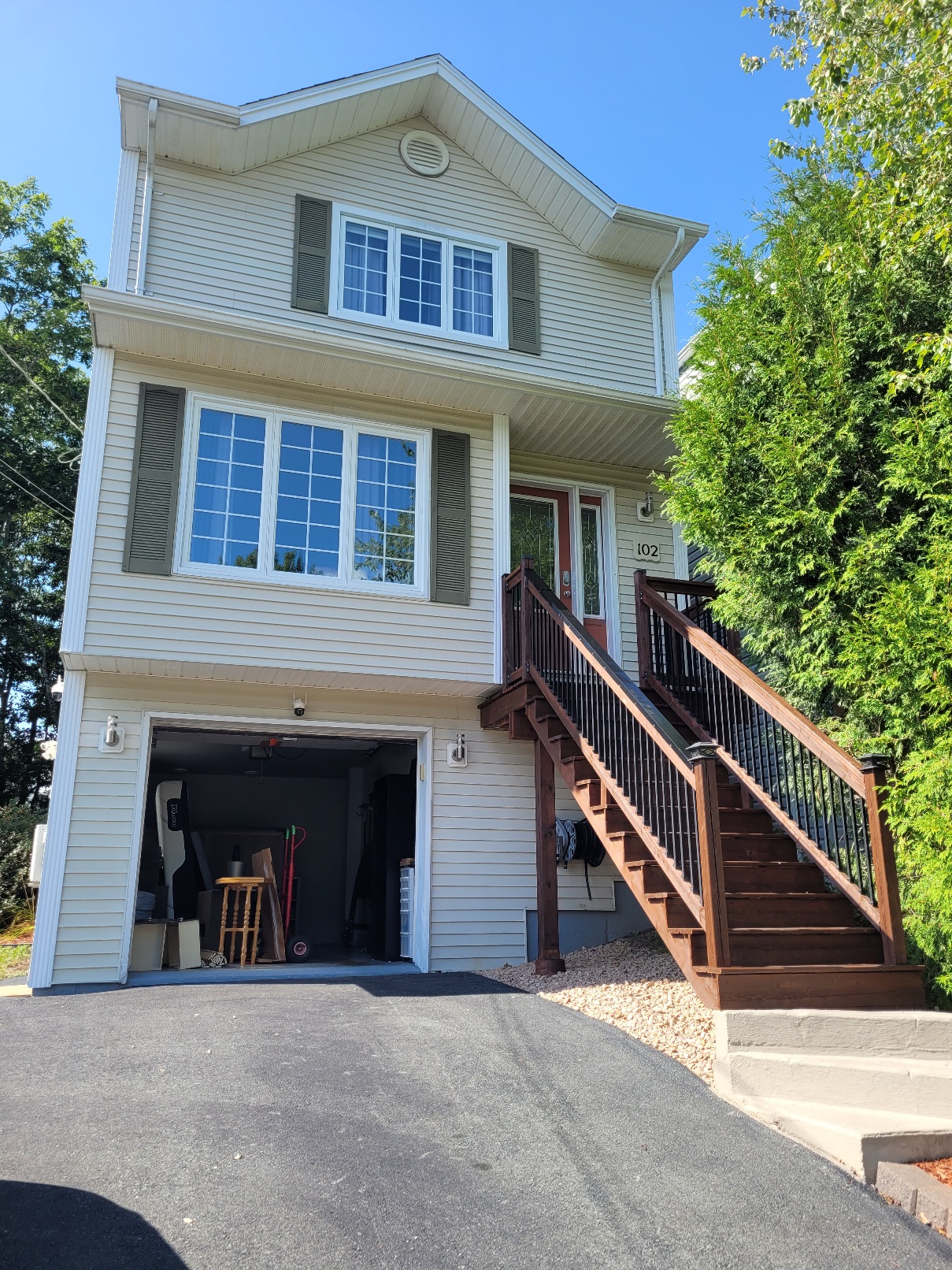 102 Duffus Drive